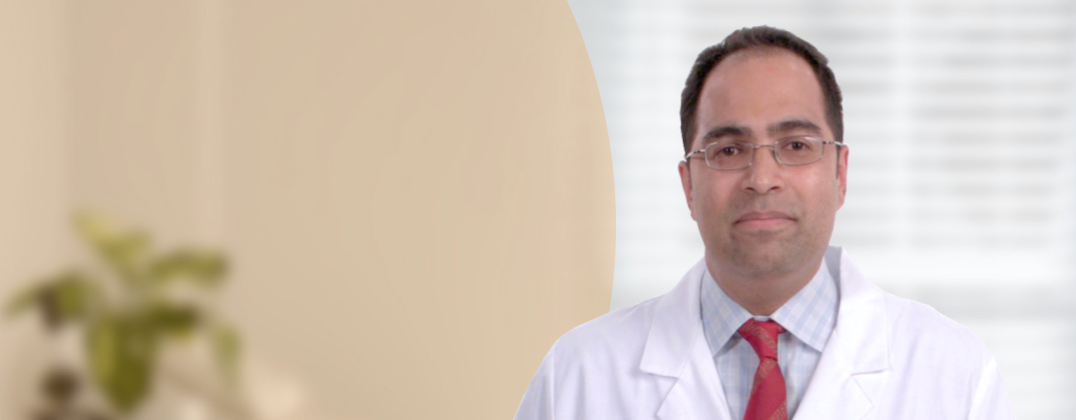 Photo of Dr Naveen Pemmaraju.