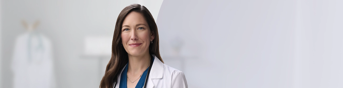 Photo of Lindsey Lyle.